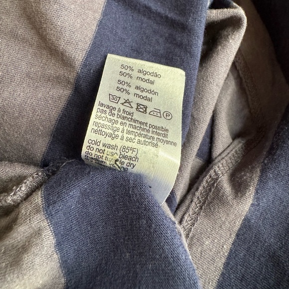 LACOSTE  Striped Back Zipper Tunic - Picture 13 of 13